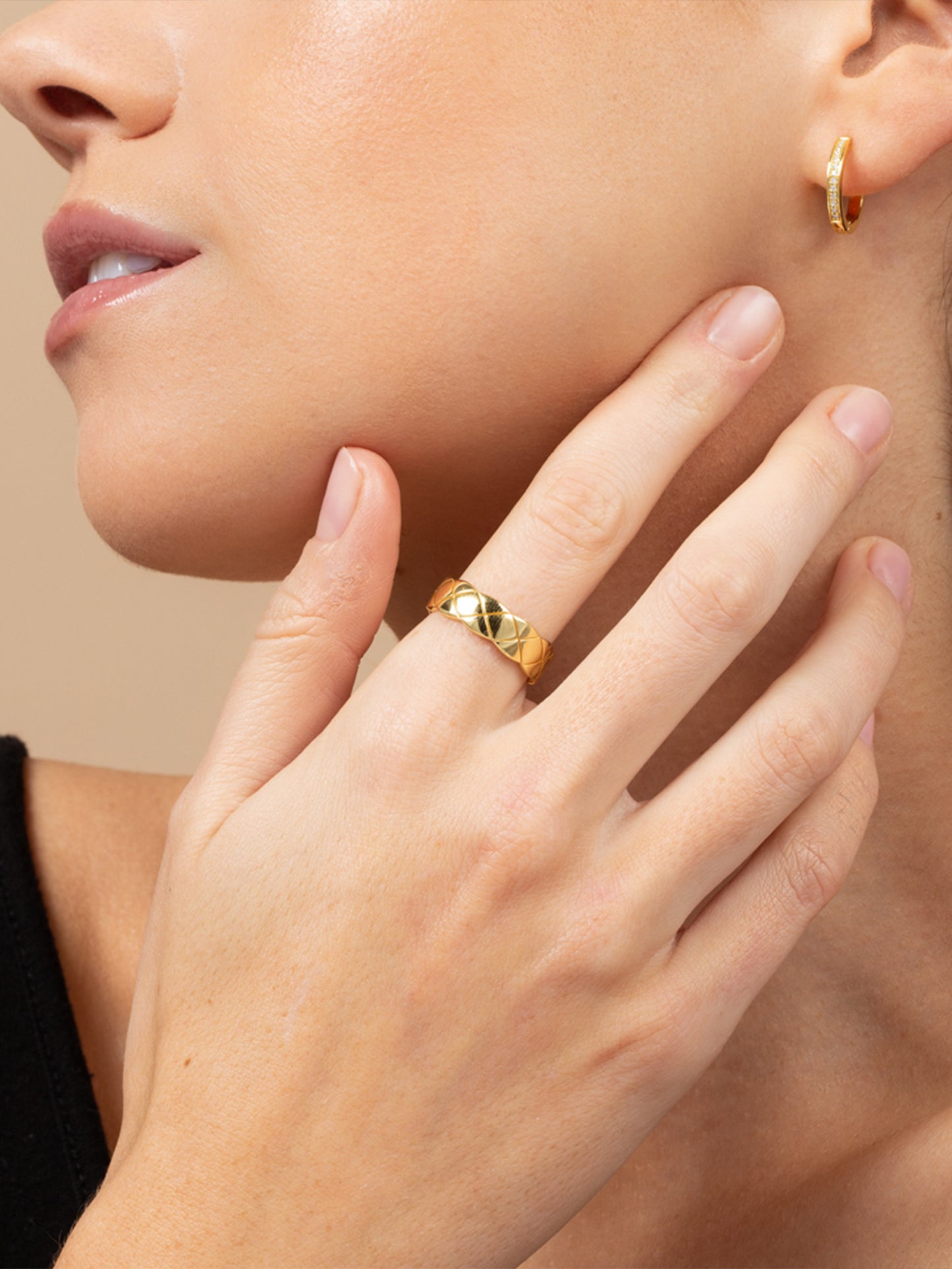 Criss Cross Vermeil Ring | Gold Vermeil | Model Image | Uncommon James