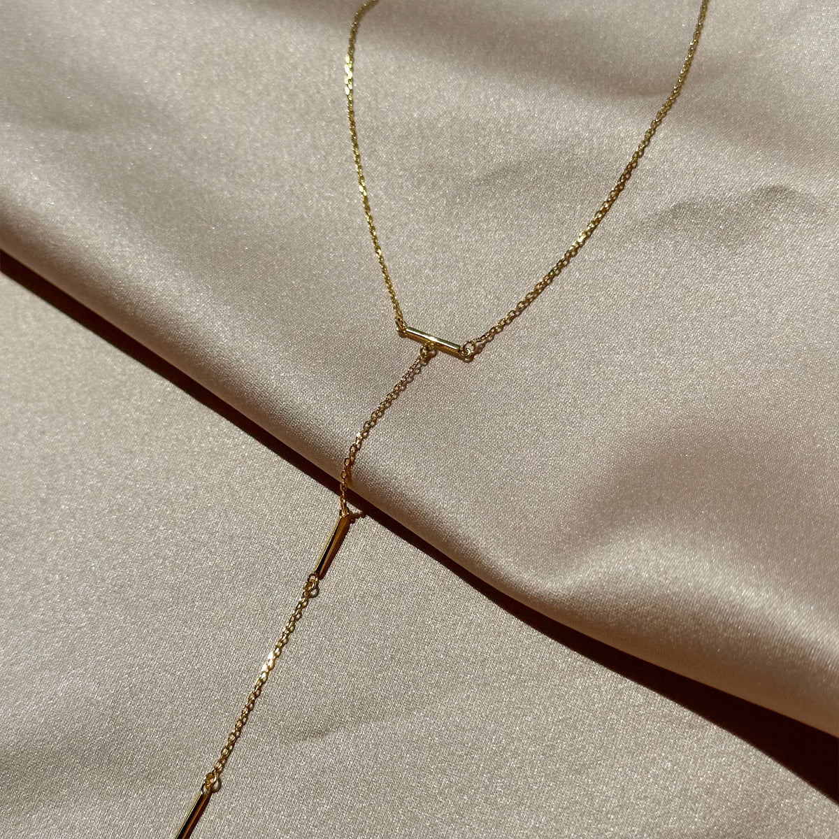 Levels Vermeil Lariat Necklace | Gold Vermeil | Product Image | Uncommon James