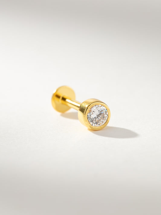 Solo Diamond Flat Back Earring | Gold Vermeil Single | Product Image | Uncommon James