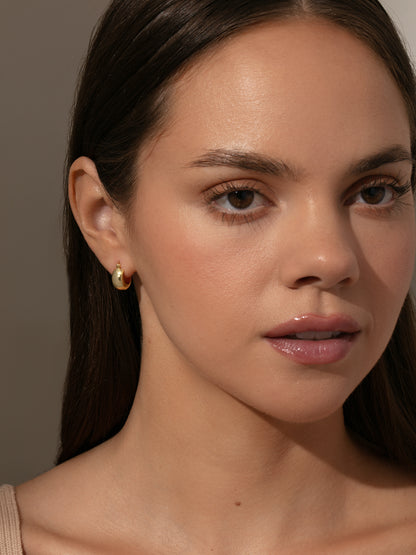 ["Bold Statement Vermeil Hoop Earrings ", " Gold Vermeil ", " Model Image ", " Uncommon James"]