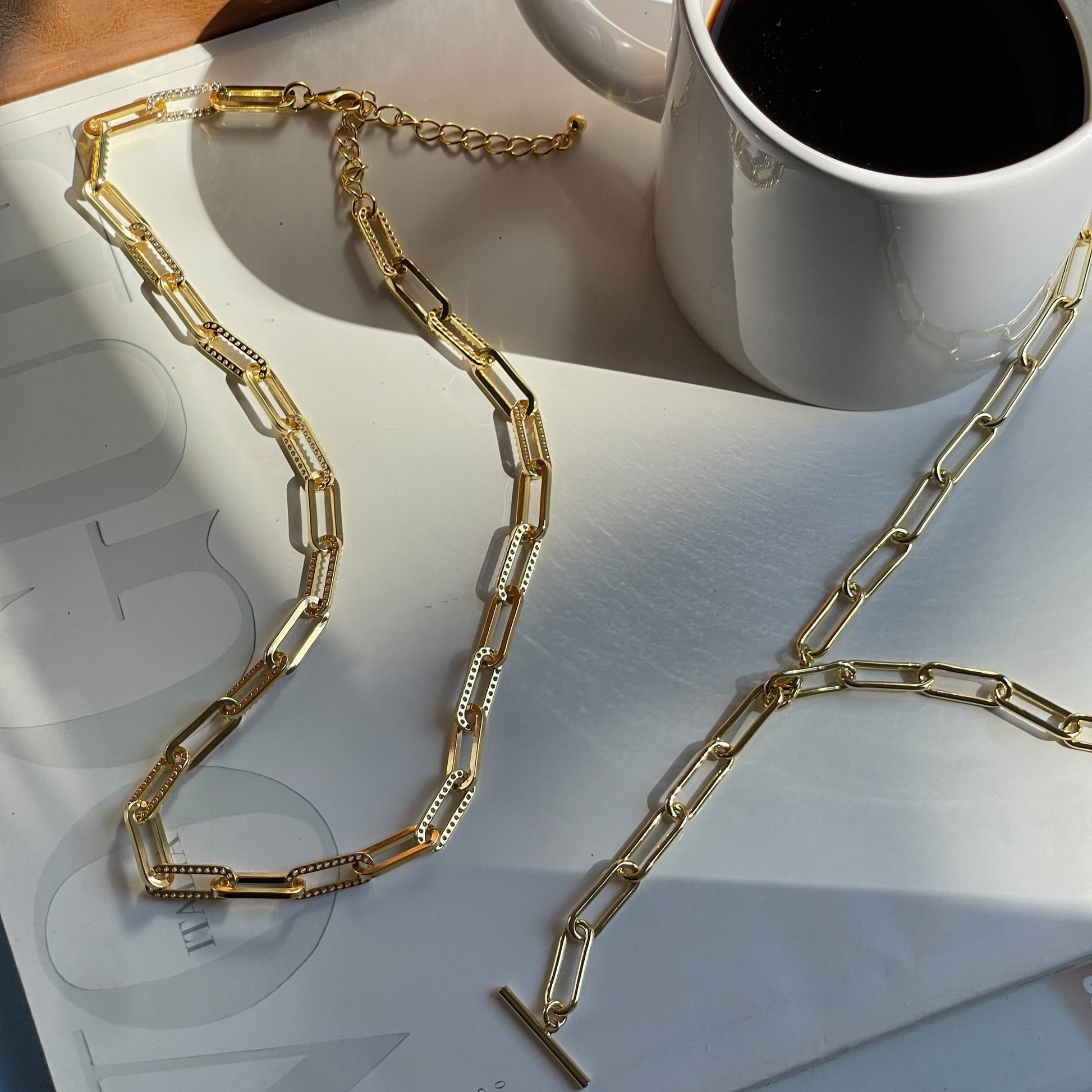 Flashing Lights Chain Necklace | Gold | Lifestyle Image | Uncommon James