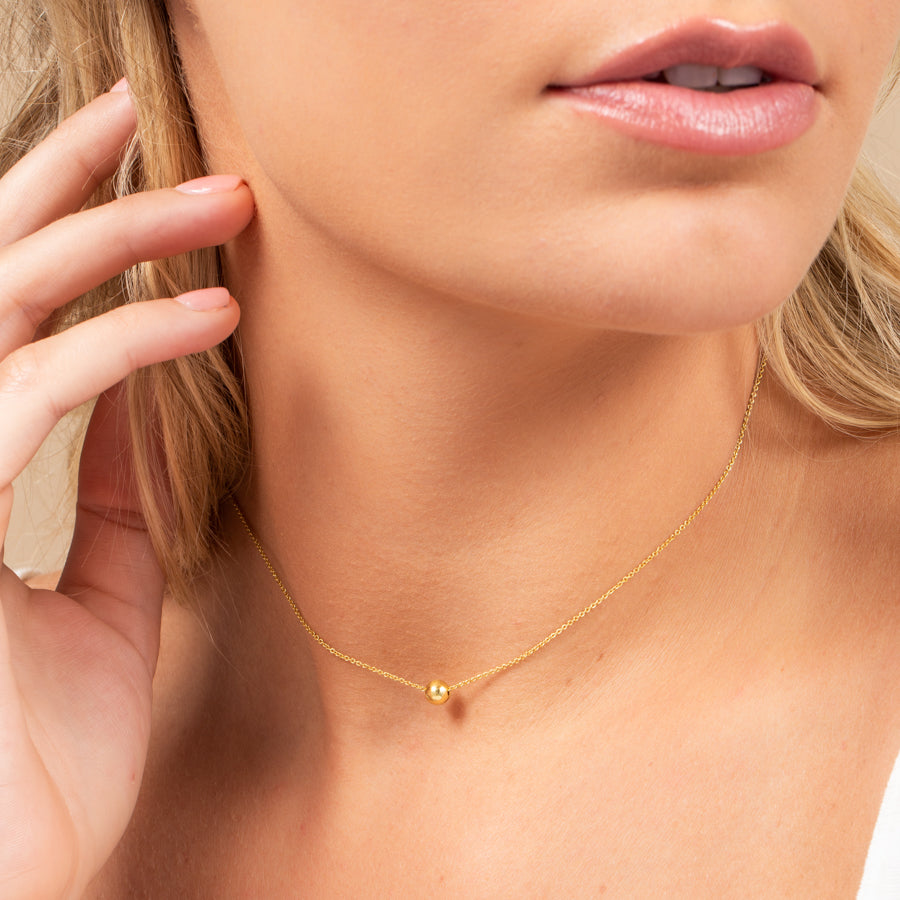 Solo Necklace | Gold | Model Image 2 | Uncommon James