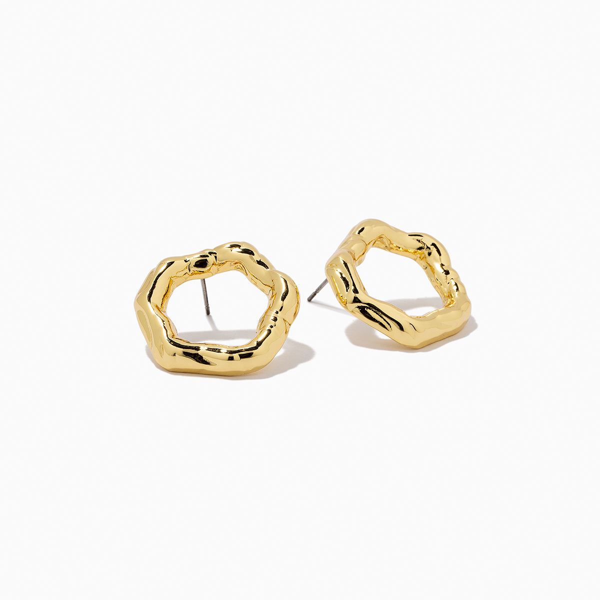 Textured Circle Earrings | Gold | Product Detail Image | Uncommon James