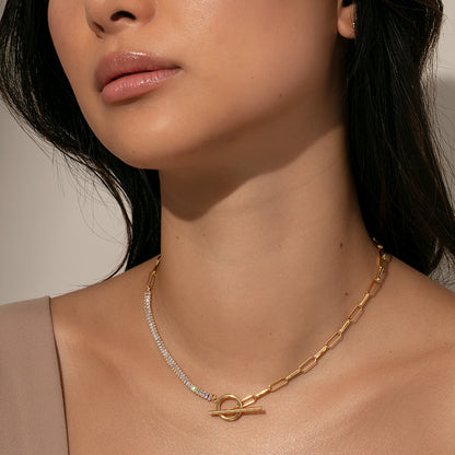 ["Elite Chain Necklace ", " Gold ", " Model Image ", " Uncommon James"]