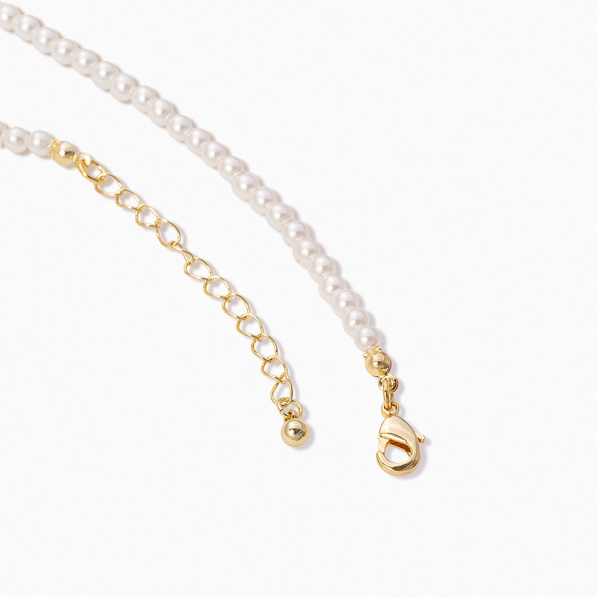 Pearl and Toggle Necklace | Gold | Product Detail Image 2 | Uncommon James