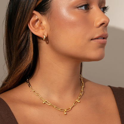 Step Up Chain Necklace | Gold | Model Image | Uncommon James