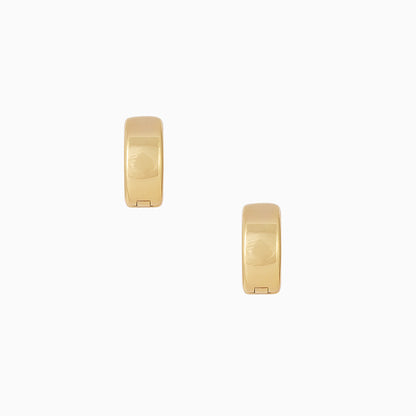 Little Hoop Huggies | Gold | Product Detail Image | Uncommon James